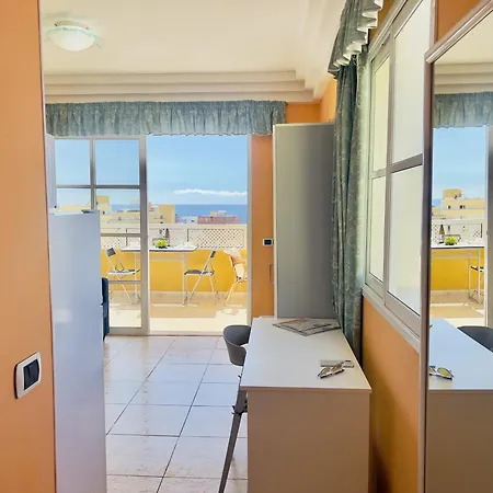 Orlando Ocean View Апартаменты Адехе